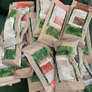 Matríx Biolage Vegan Color. 82-100% plant-based, no lift vegan haircolor